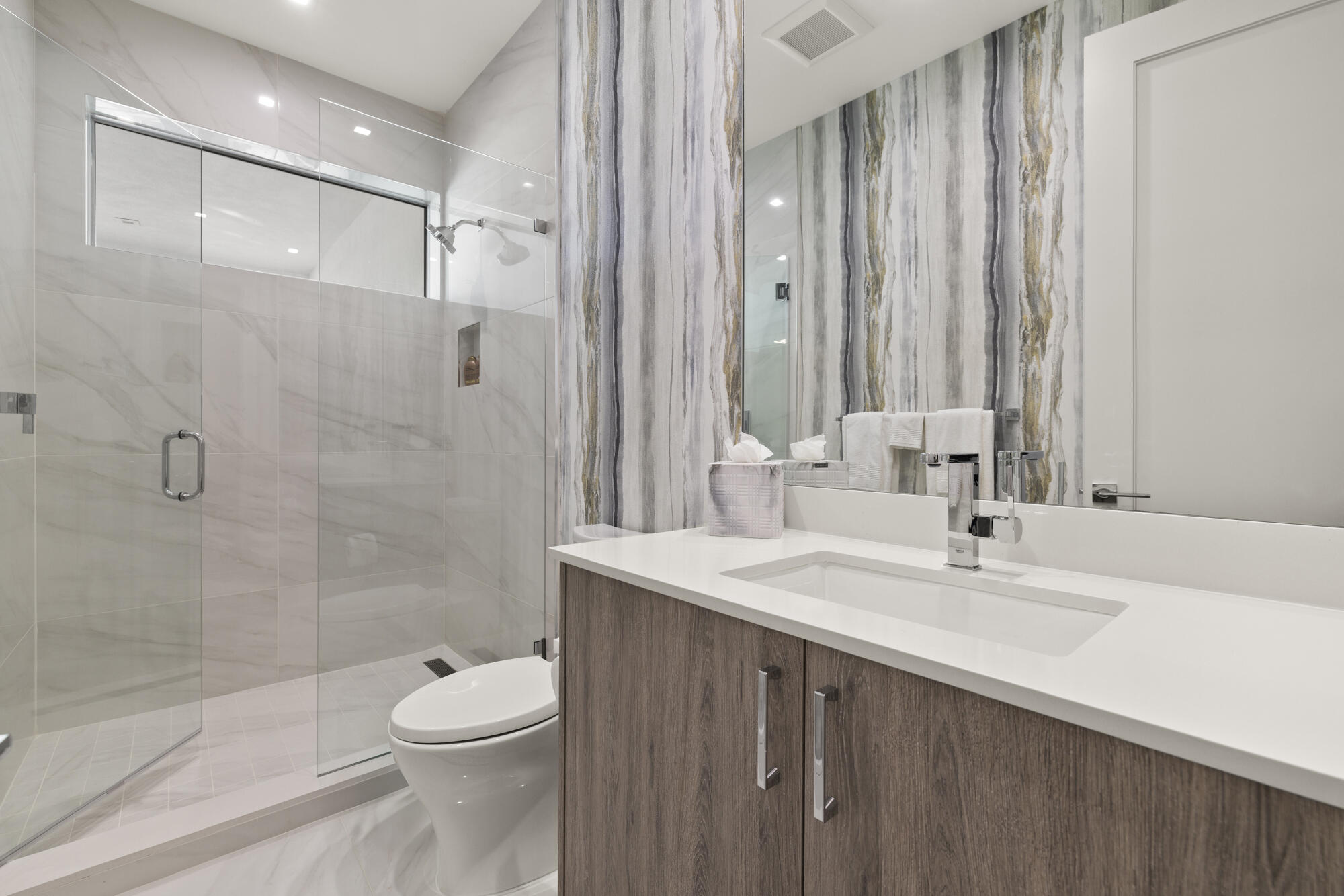 OCEAN ONE - Residential