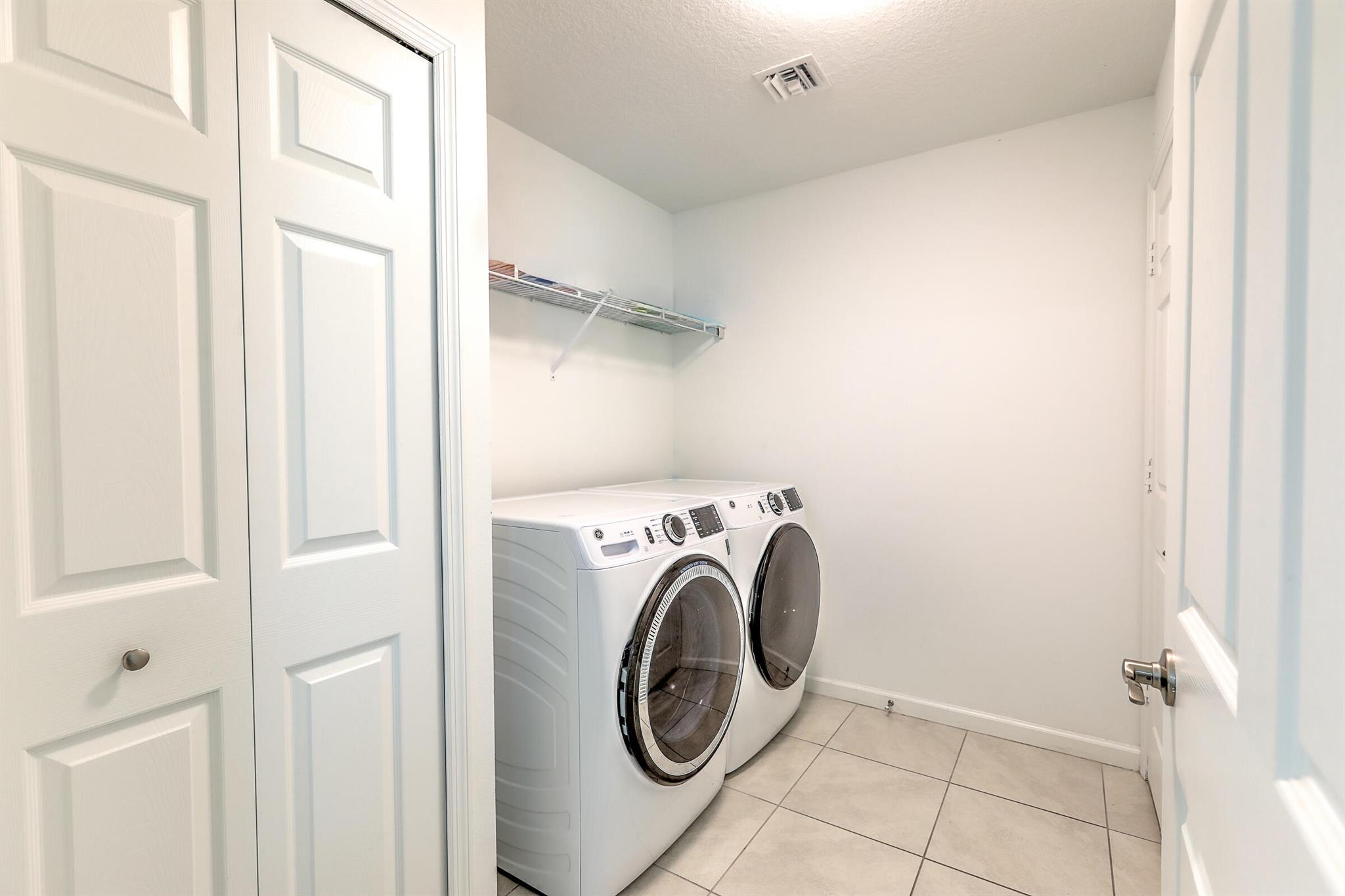 PORT ST LUCIE SECTION 40 - Residential