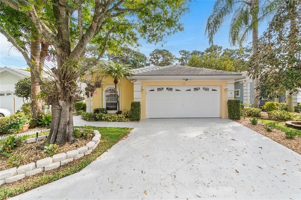 Photo of 157 Harbor Lake Cir, Green Acres, FL 33413 (MLS # F10369118)