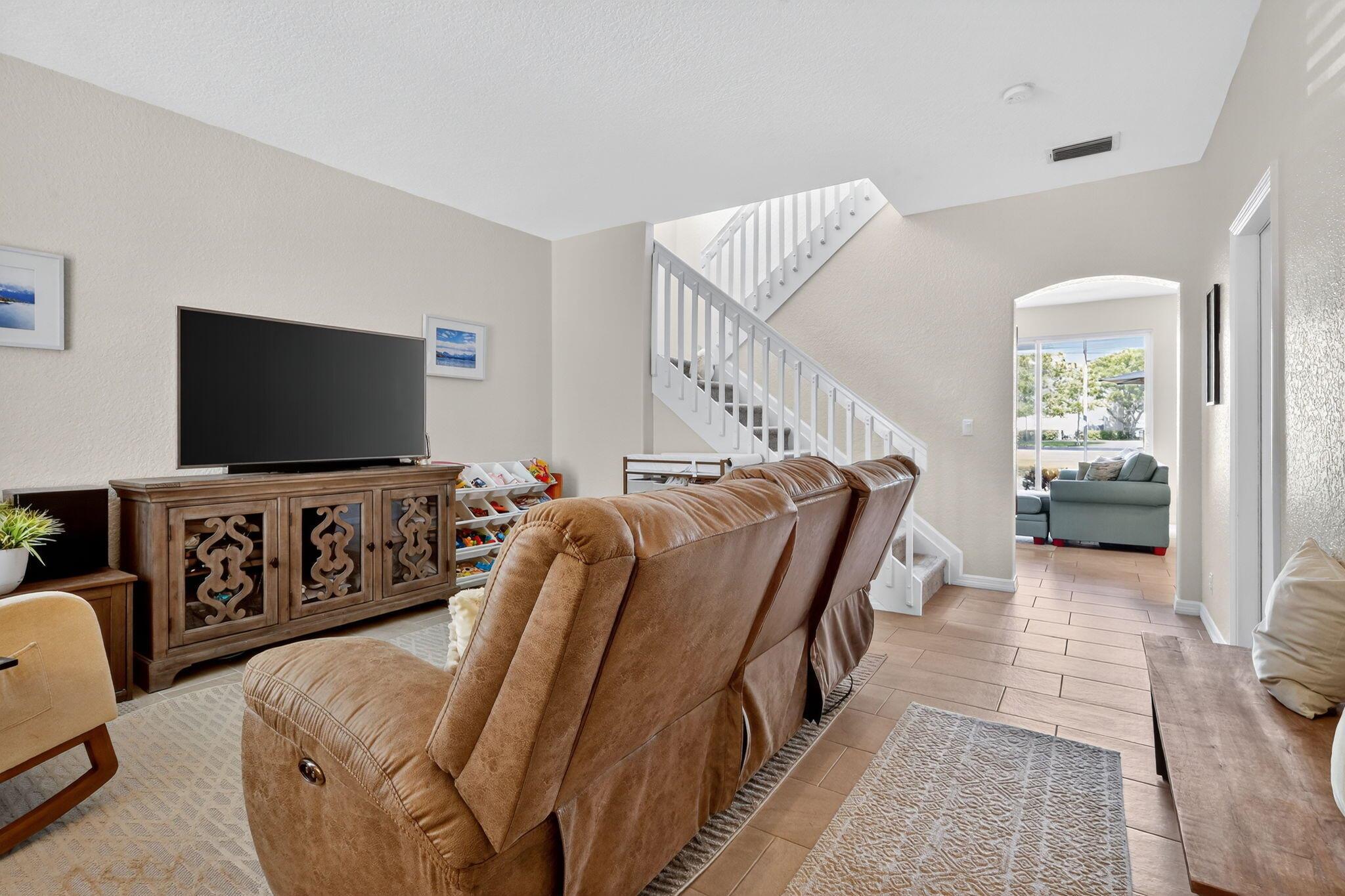 LAKES OF LAGUNA - Residential