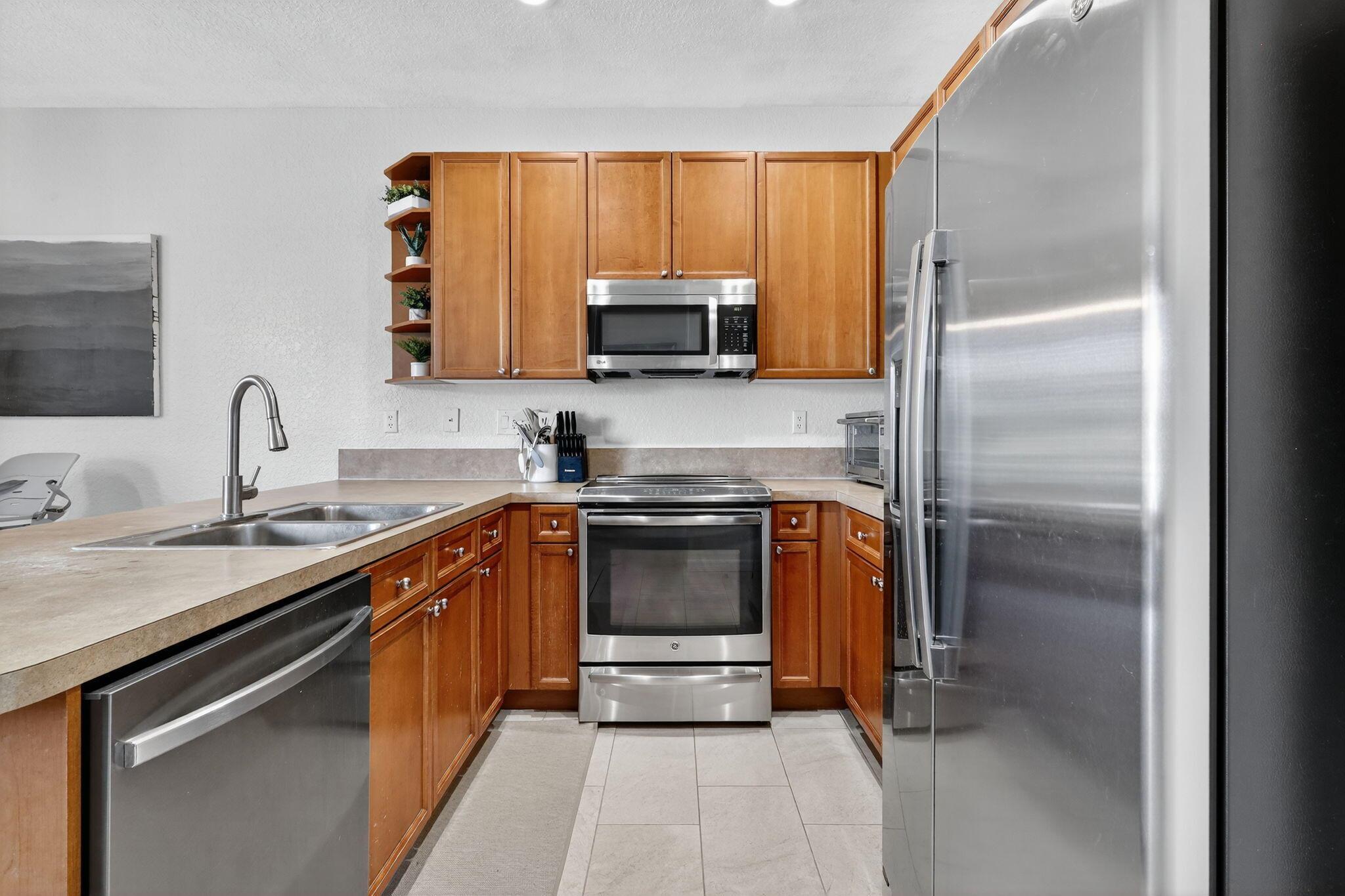 LAKES OF LAGUNA - Residential