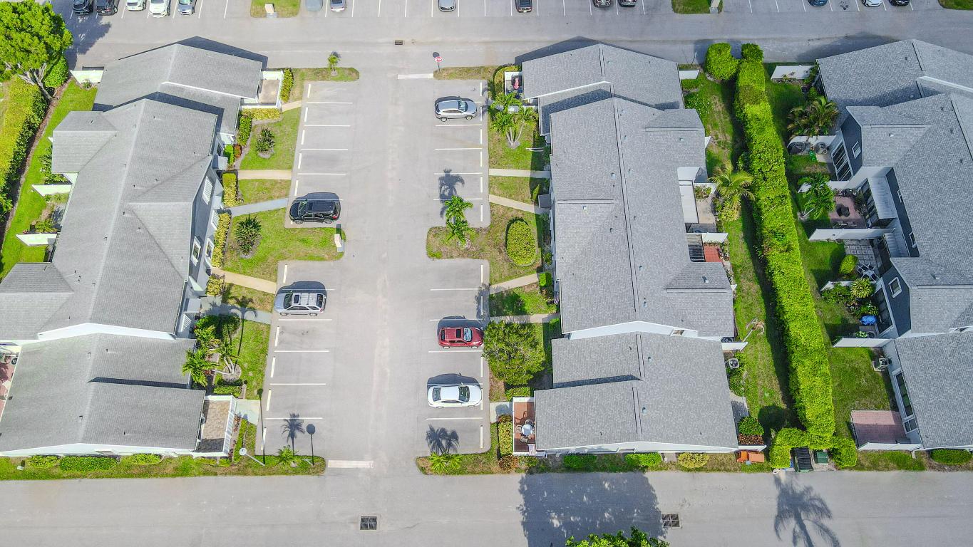 ARBOURS OF THE PALM BEACHES COND - Residential