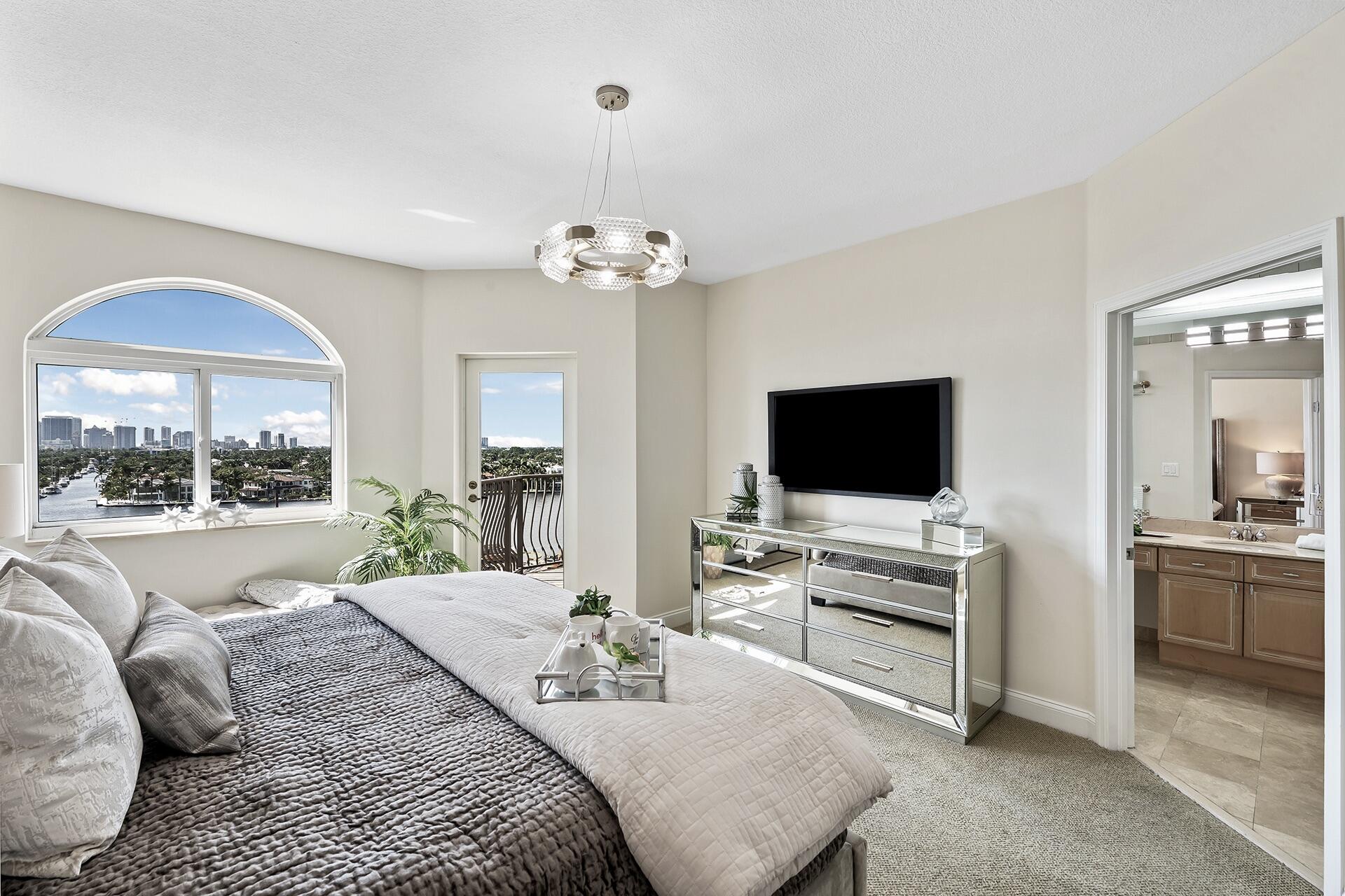 JACKSON TOWER LAS OLAS CONDO - Residential