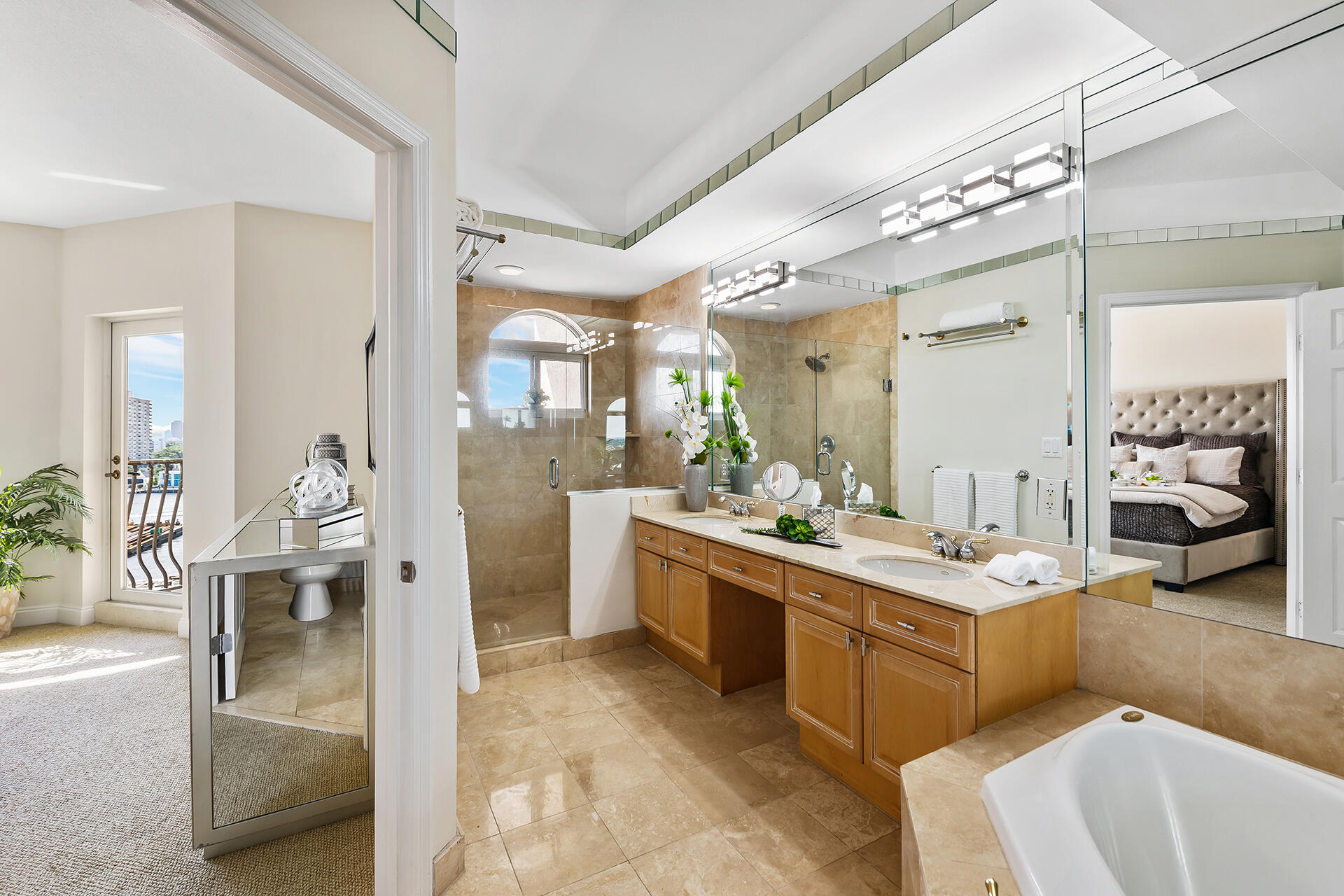 JACKSON TOWER LAS OLAS CONDO - Residential