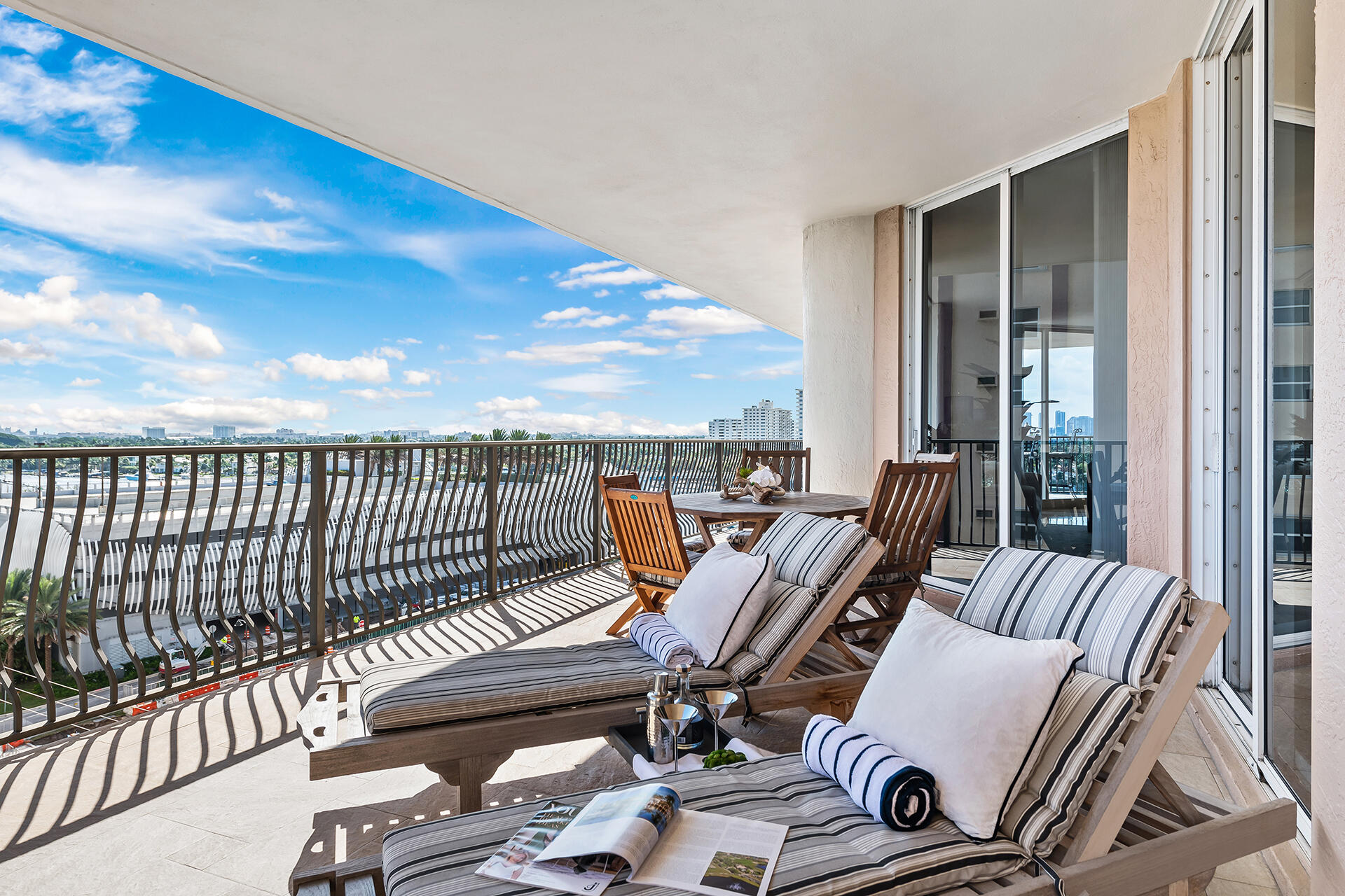 JACKSON TOWER LAS OLAS CONDO - Residential