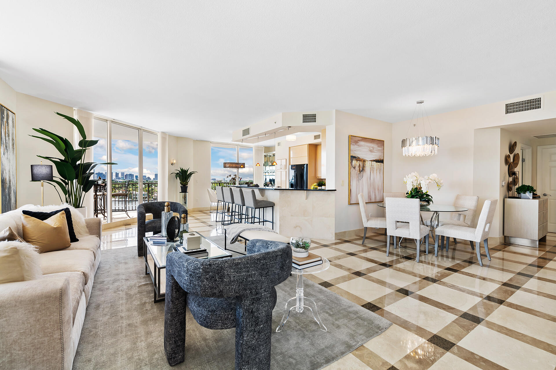 JACKSON TOWER LAS OLAS CONDO - Residential