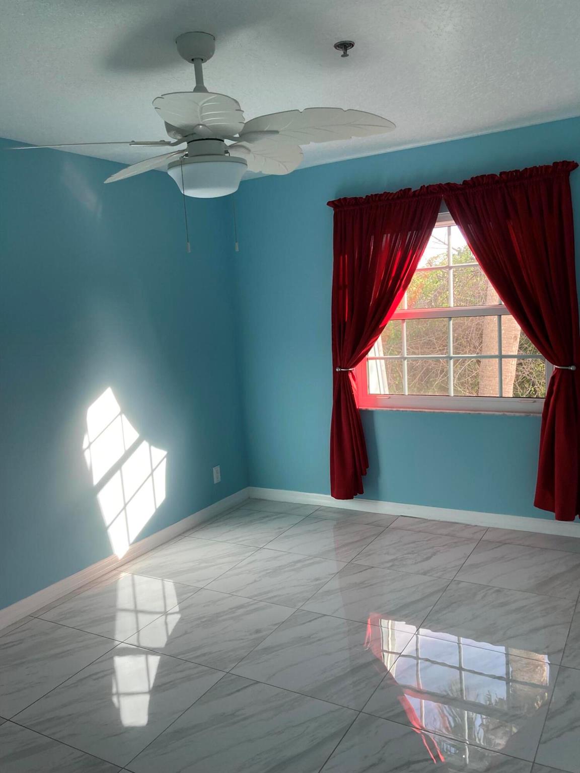 POPPLETON CREEK CONDO - Residential Lease