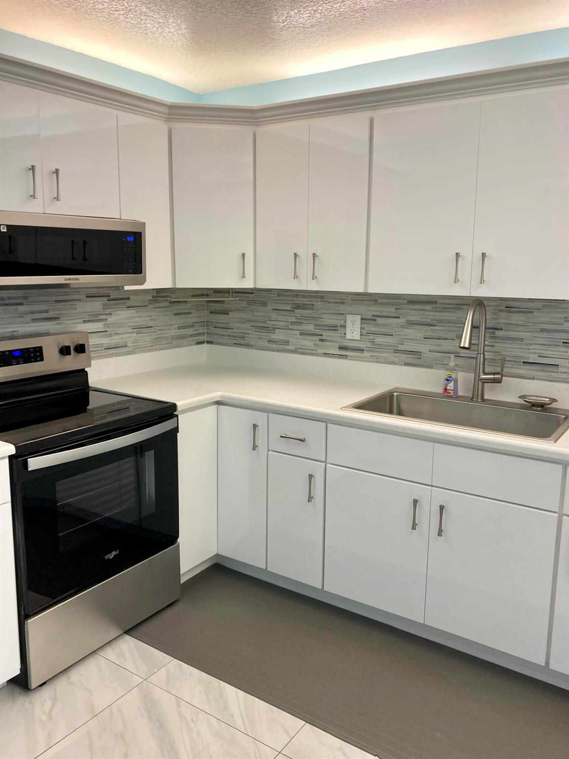 POPPLETON CREEK CONDO - Residential Lease