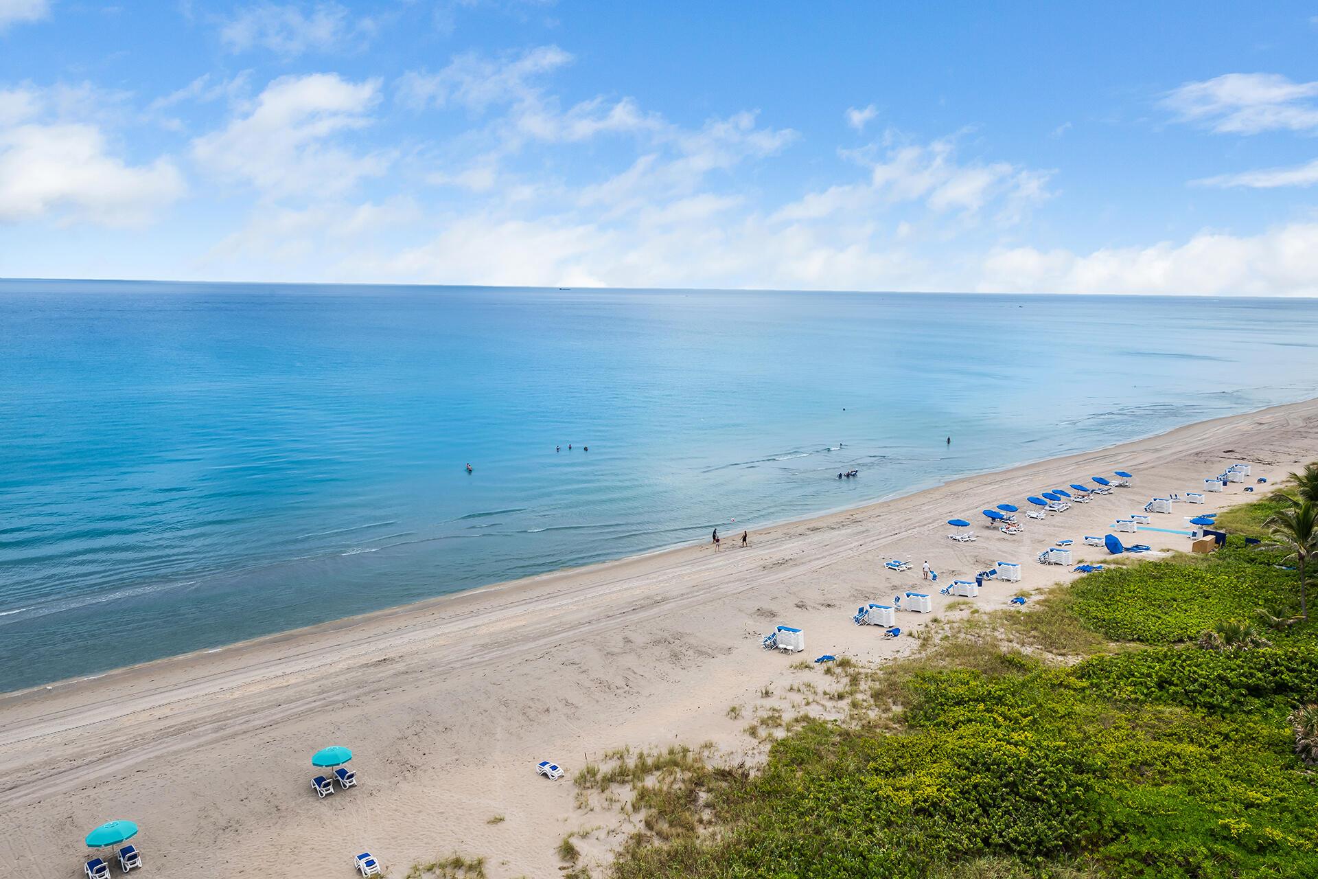 VILLA MAGNA CONDO - Residential