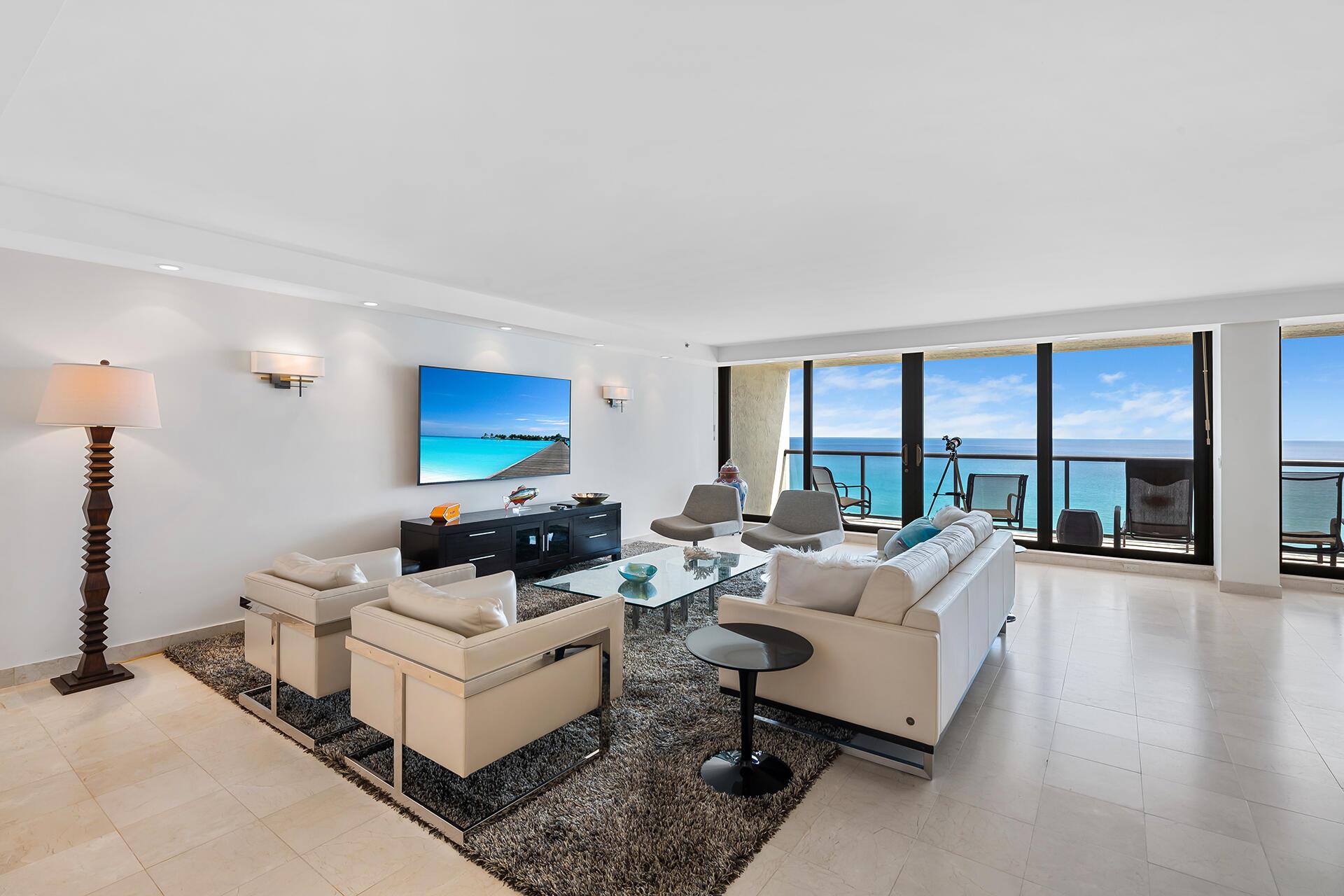 VILLA MAGNA CONDO - Residential