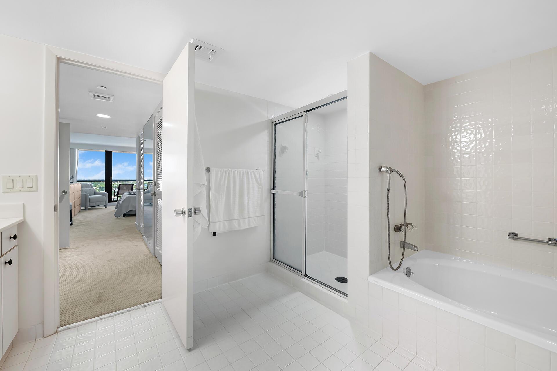 VILLA MAGNA CONDO - Residential