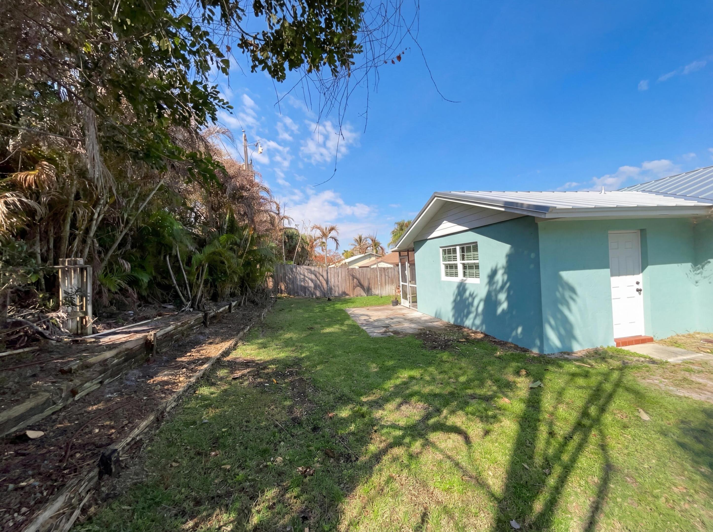 LEILANI HEIGHTS - Residential