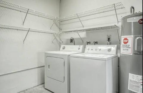 Tiny photo for 2200 N 47th Avenue, Hollywood, FL 33021 (MLS # B26037183)