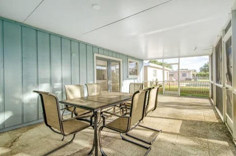 Tiny photo for 2200 N 47th Avenue, Hollywood, FL 33021 (MLS # B26037183)