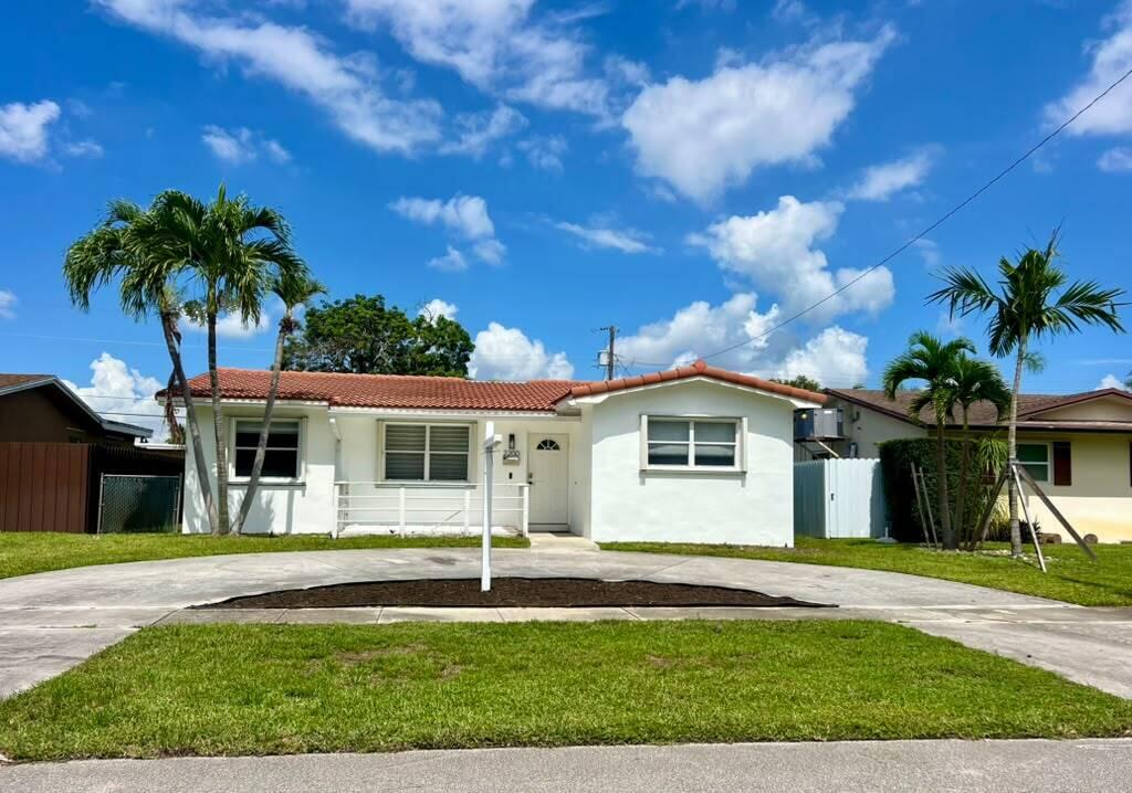 2200 N 47th Avenue