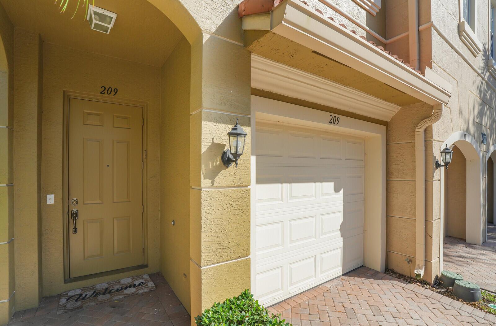 LEGENDS AT GARDENS - Residential Lease