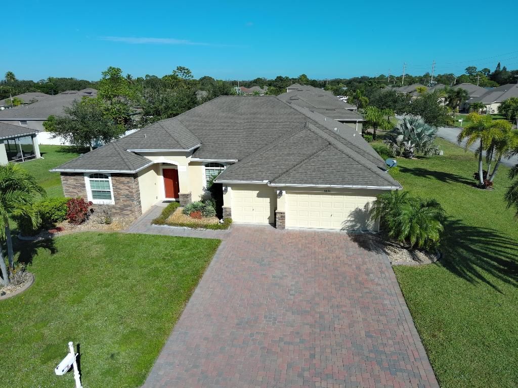 Photo of 5830 Wyndham Manor, Vero Beach, FL 32967 (MLS # R11139390)