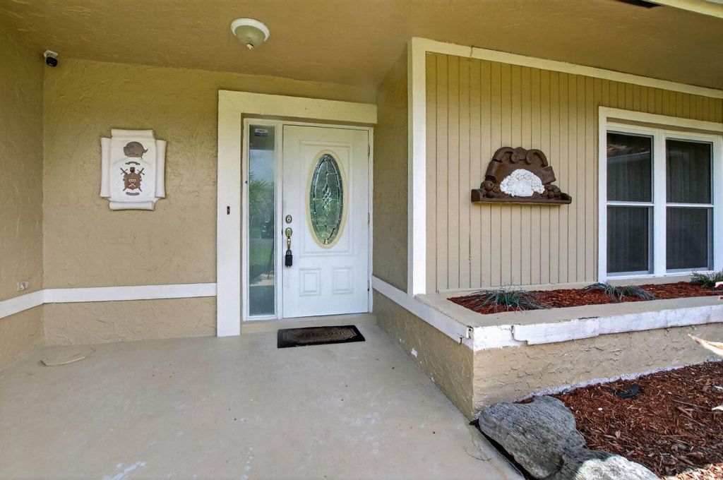 Photo of 10305 Crosswind Road, Boca Raton, FL 33498 (MLS # R11098644)