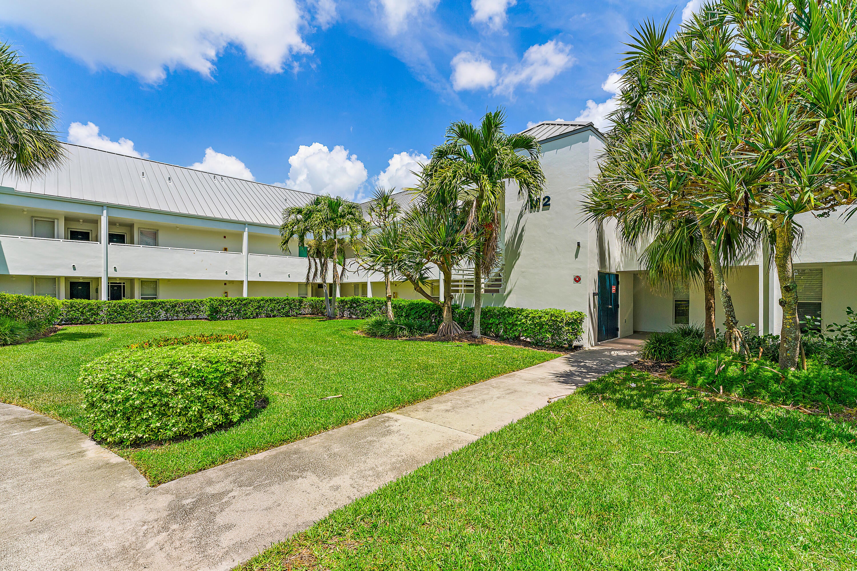 1605 S US HIGHWAY 1 M2-108