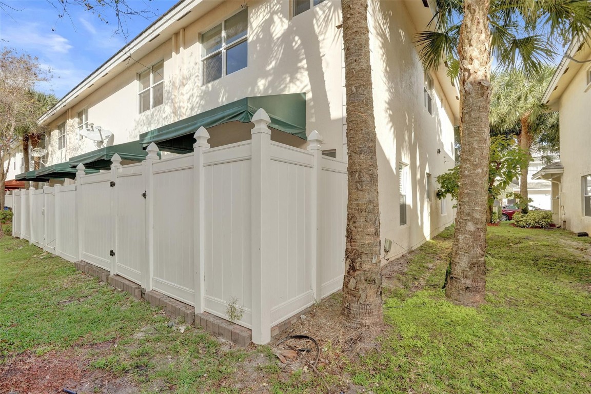 Cambridge Park 175-121 B - Residential Lease