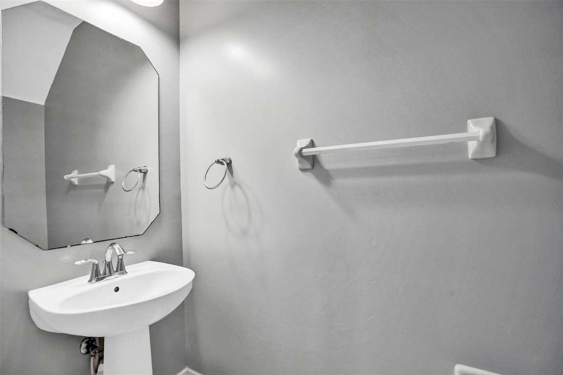 Cambridge Park 175-121 B - Residential Lease