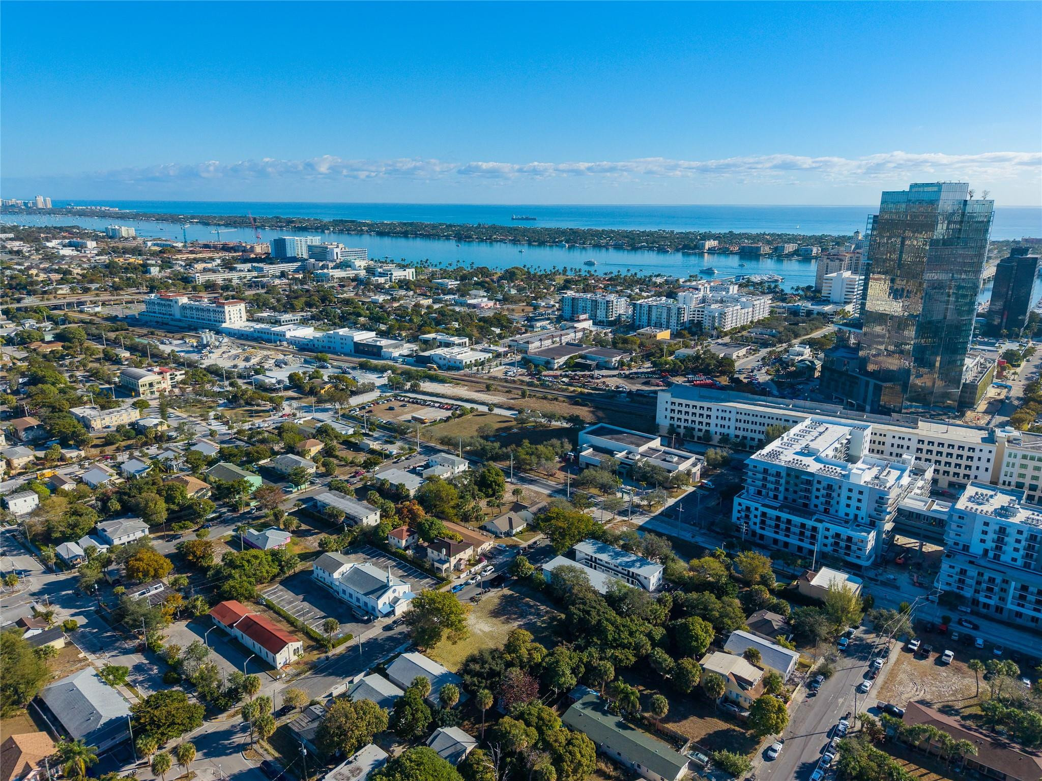 CLOWS ADD TO WPB - Land