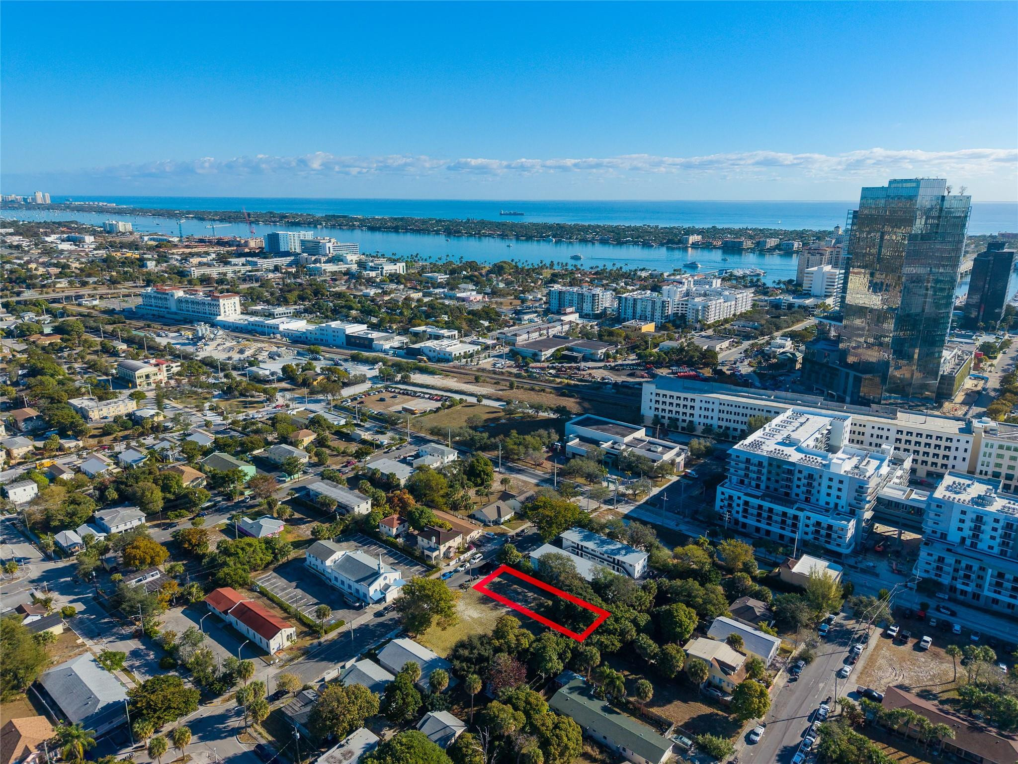 CLOWS ADD TO WPB - Land