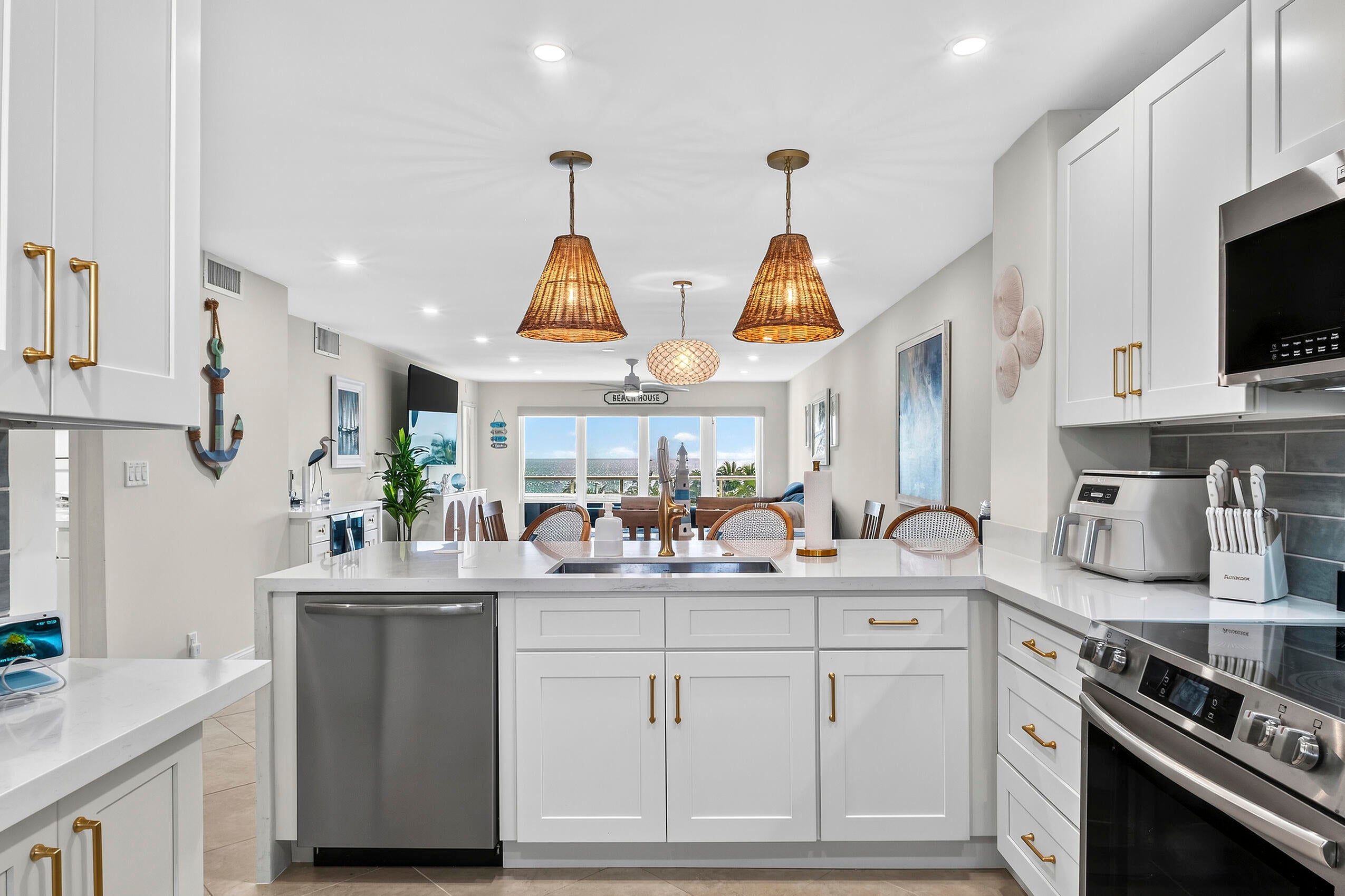 111 N Pompano Beach Boulevard 611
