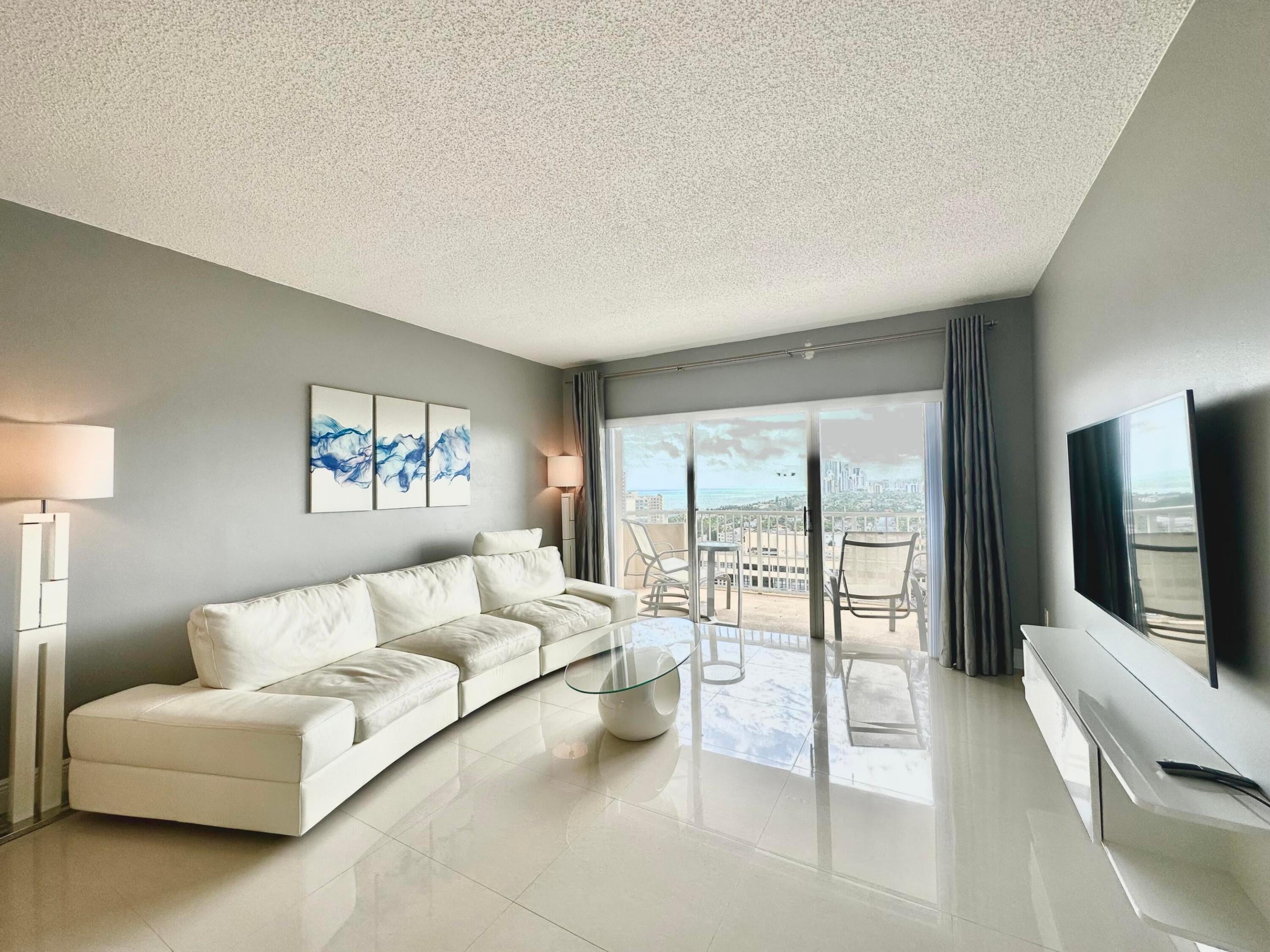 1985 S Ocean Drive 21A