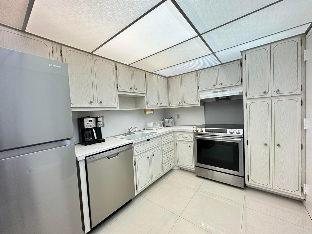 Photo of 1985 S Ocean Drive #21A, Hallandale Beach, FL 33009 (MLS # B26091484)