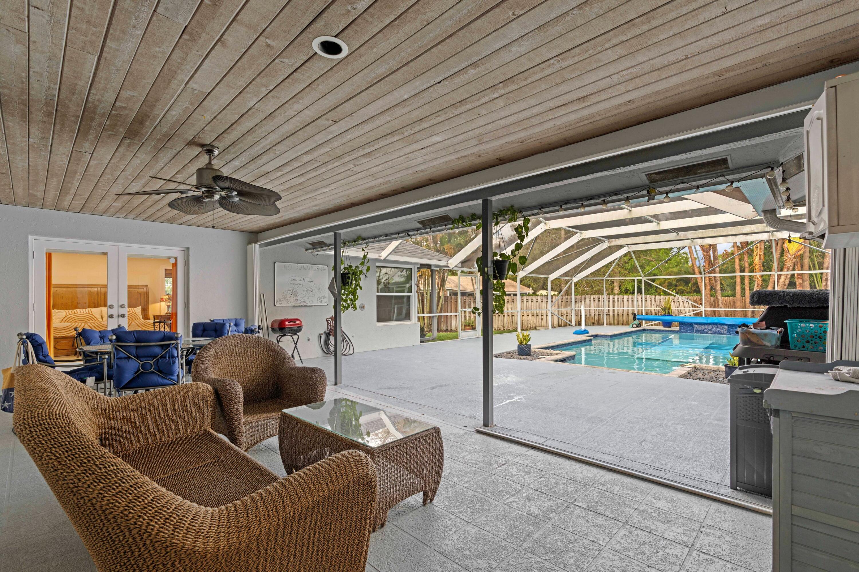 BARRINGTON WOODS OF WELLINGTON - Residential