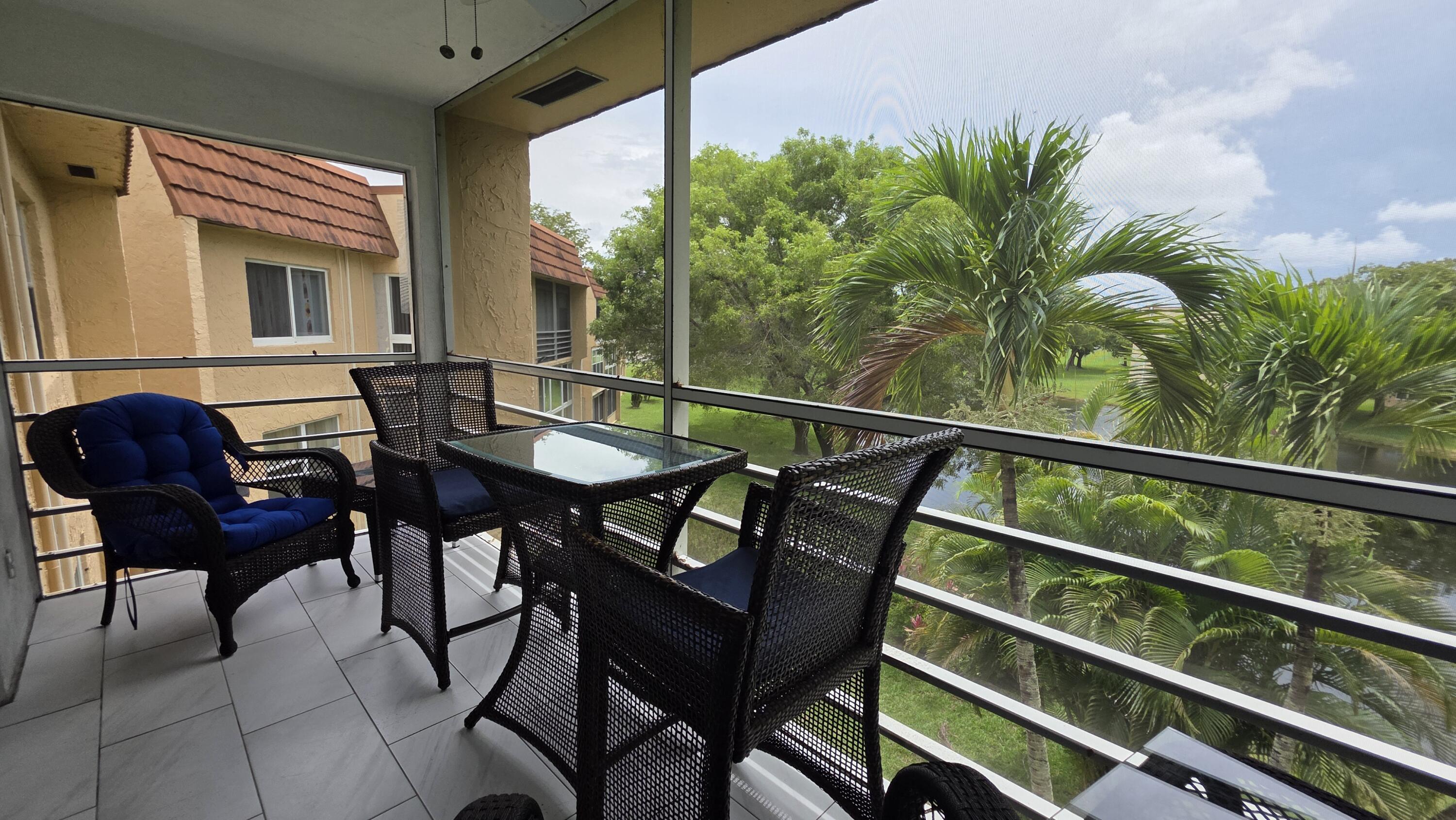 SUNRISE LAKES 95 CONDO - Residential