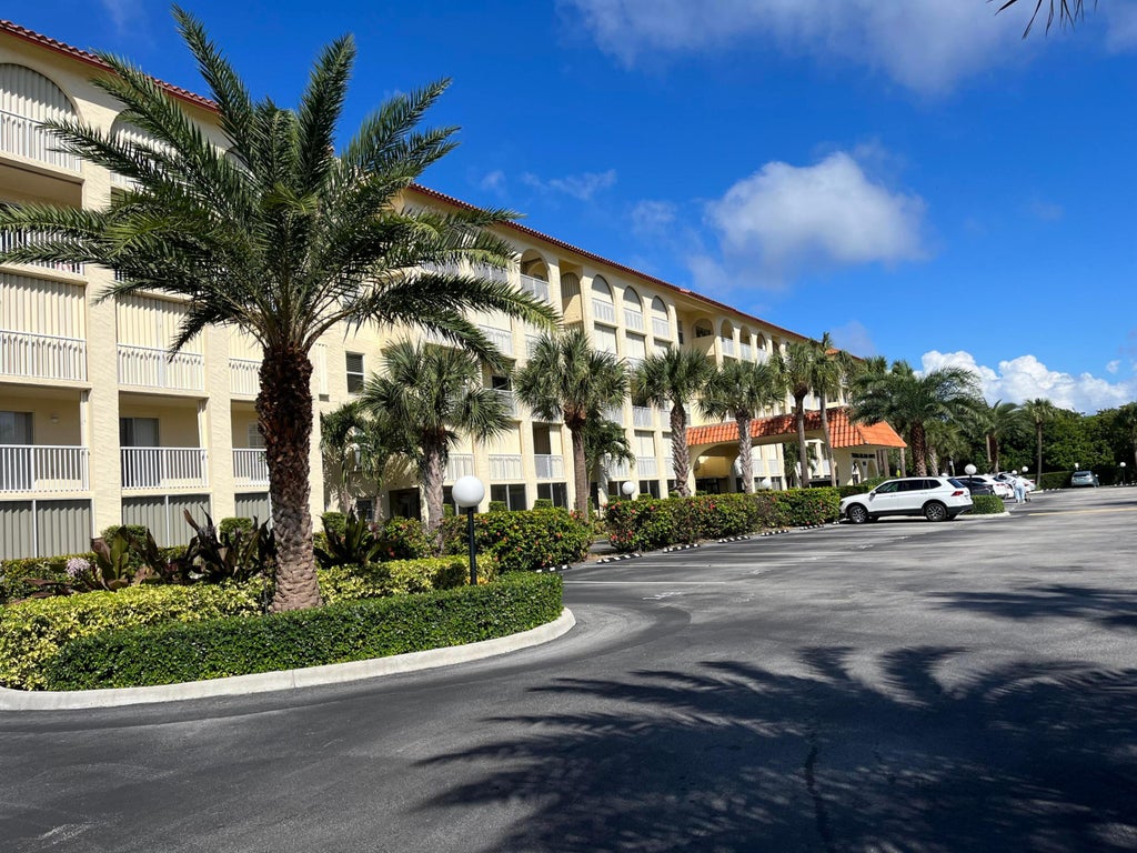 Photo of 951 De Soto Road #2300, Boca Raton, FL 33432 (MLS # R11152144)