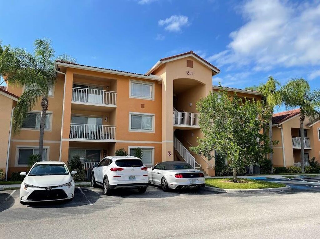 Photo of 211 SW Palm Drive #201, Port Saint Lucie, FL 34986 (MLS # R10752791)