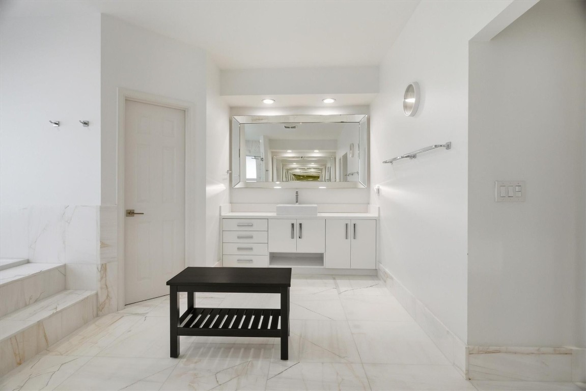 SECTOR 7 SOUTH - Residential