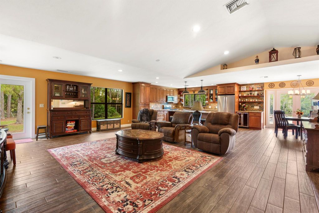 Photo of 13759 159th Street N, Jupiter, FL 33478 (MLS # R10997661)