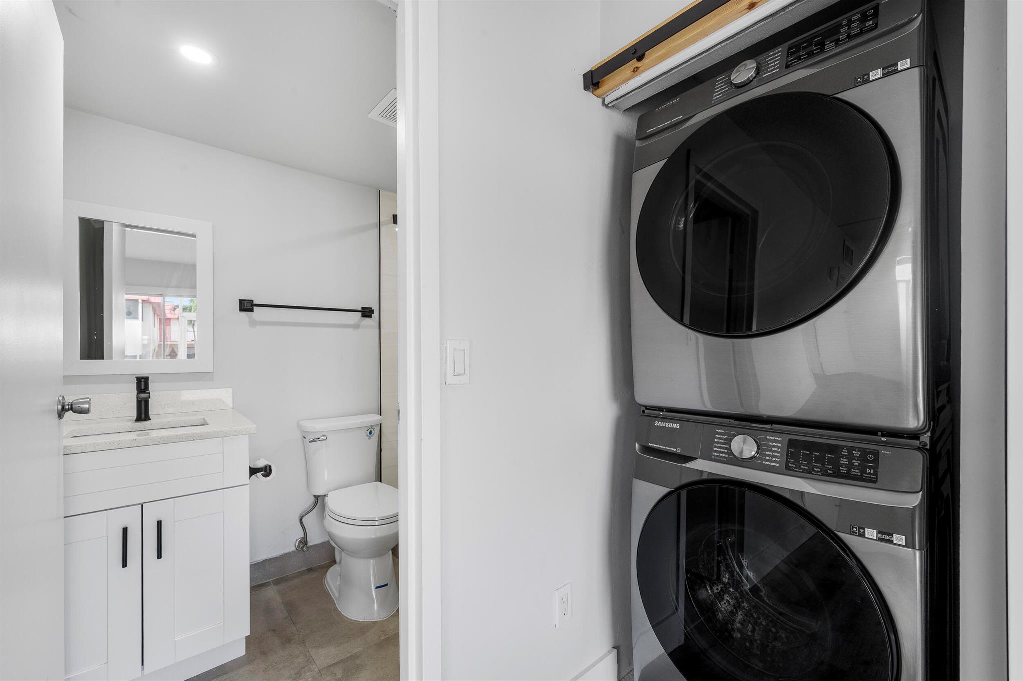 KINGS POINT SAXONY CONDOS - Residential Lease