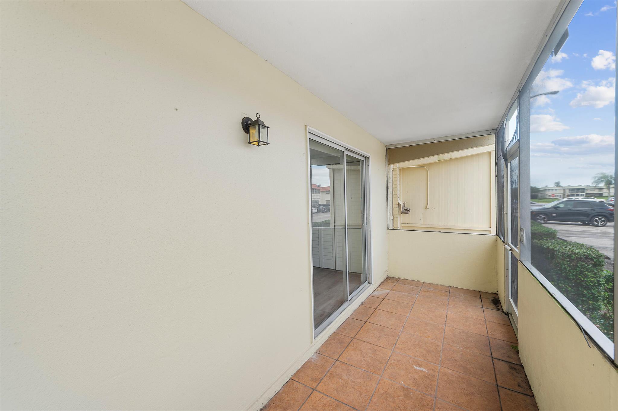 KINGS POINT SAXONY CONDOS - Residential Lease