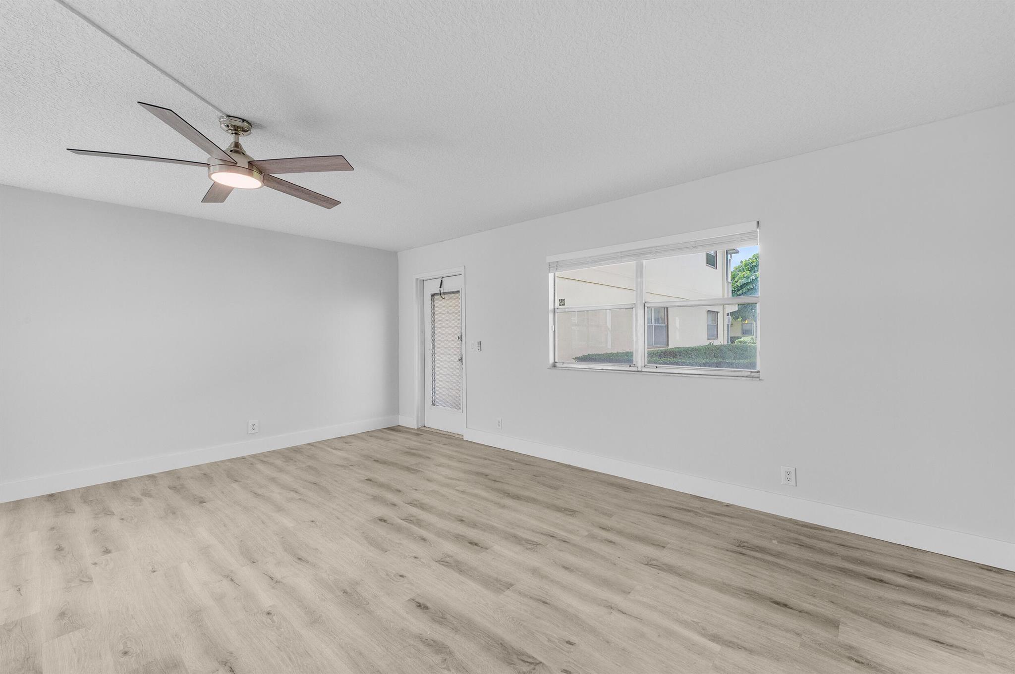 KINGS POINT SAXONY CONDOS - Residential Lease