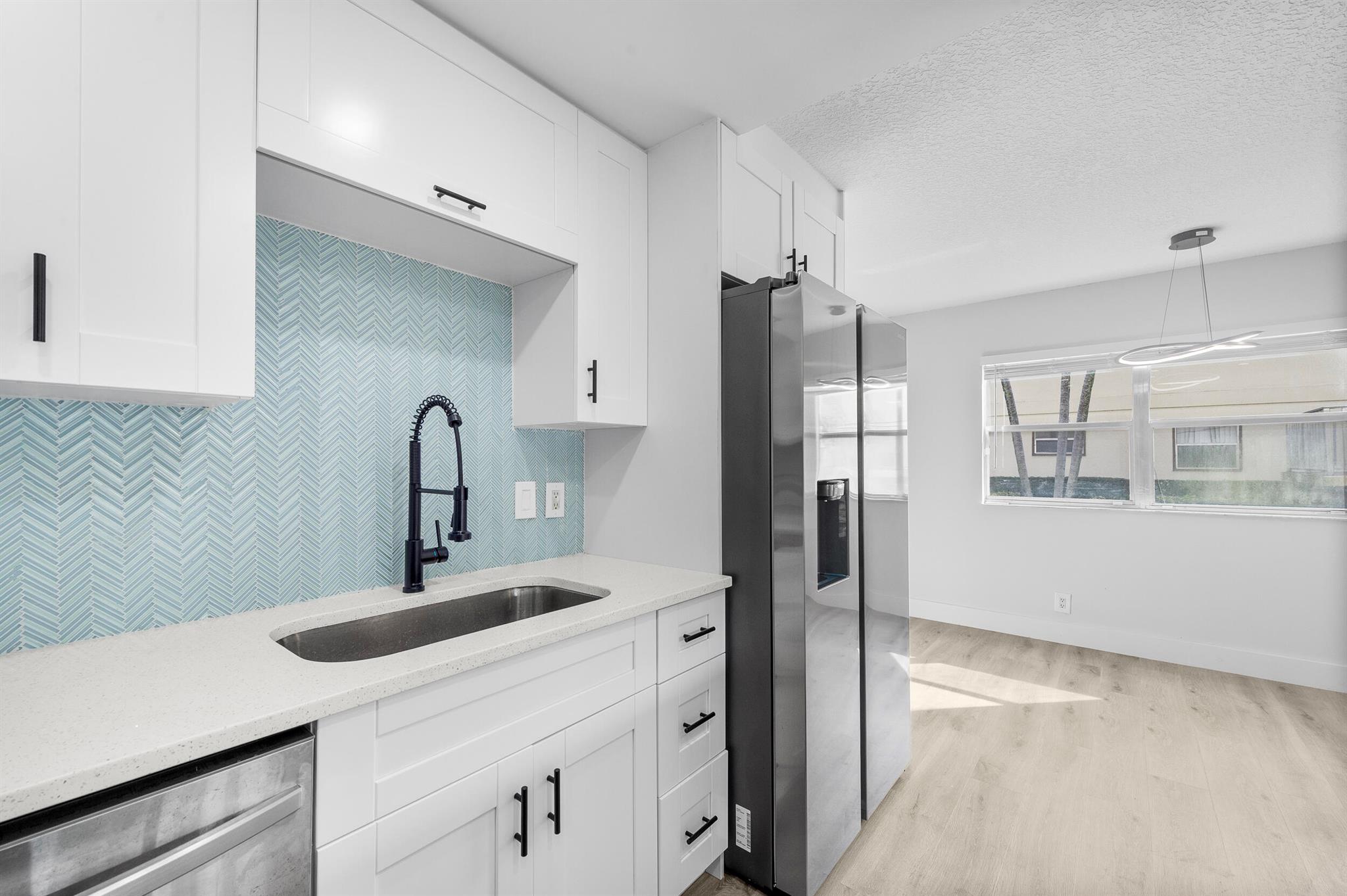 KINGS POINT SAXONY CONDOS - Residential Lease