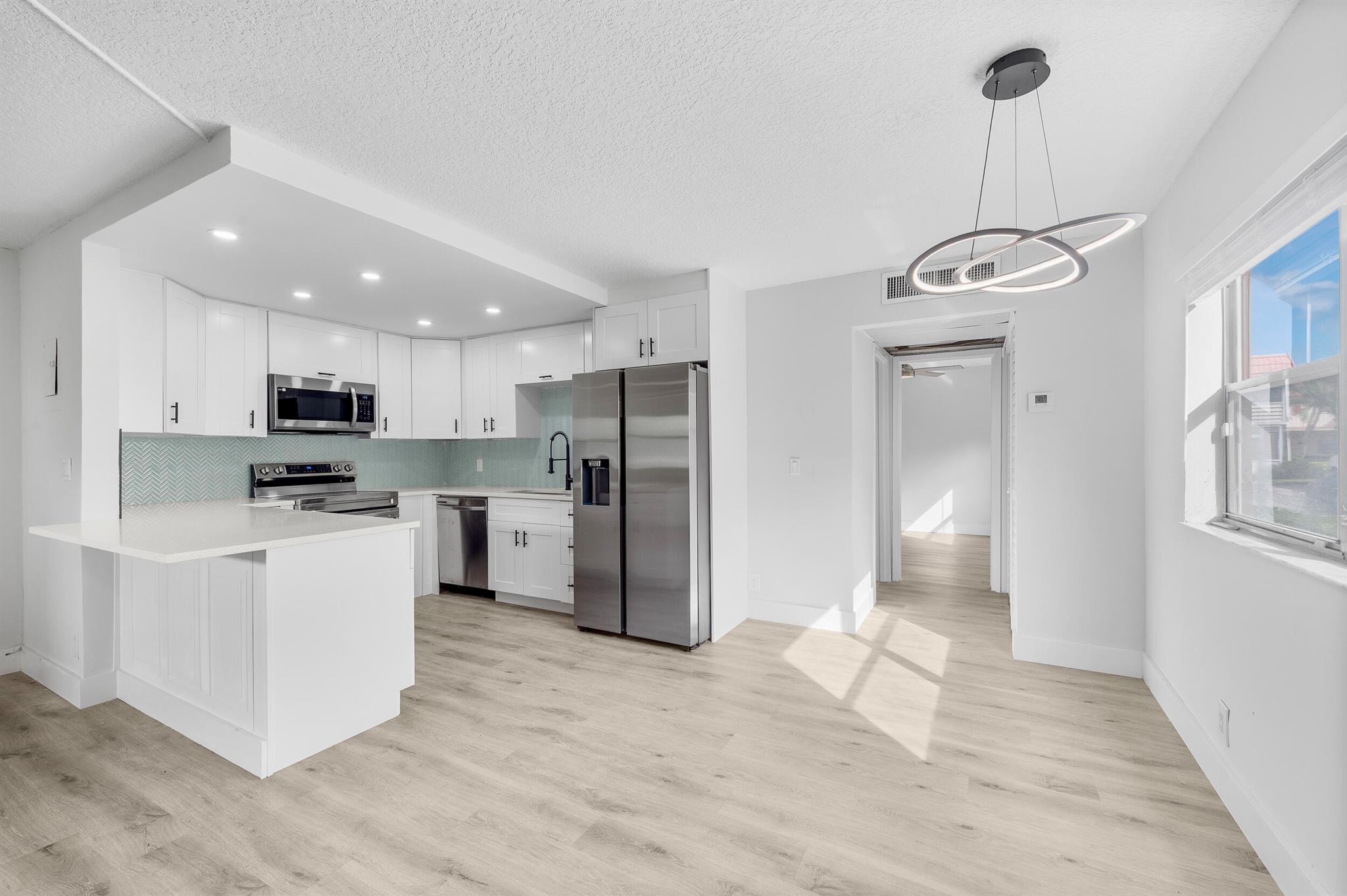 KINGS POINT SAXONY CONDOS - Residential Lease