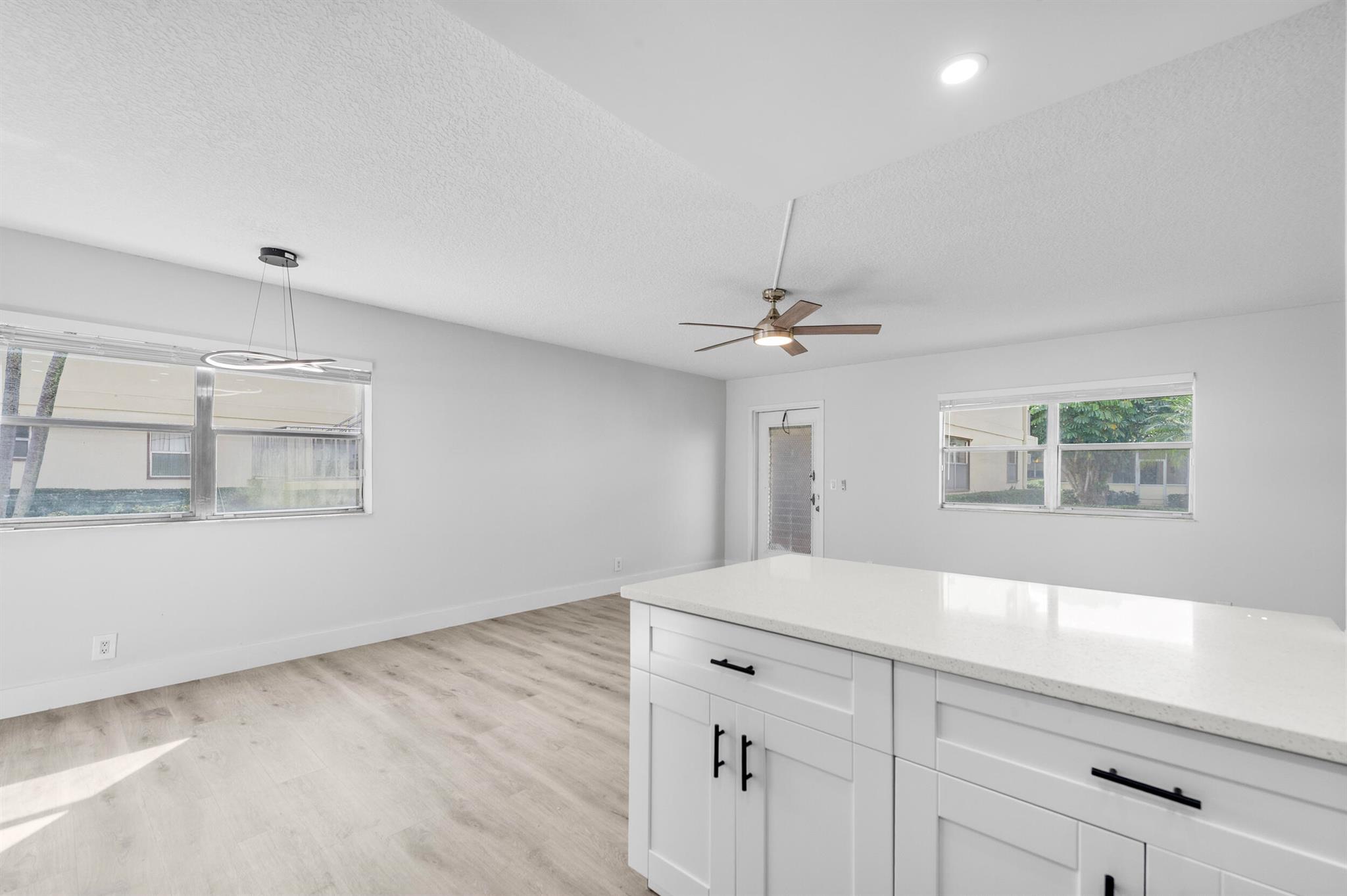 KINGS POINT SAXONY CONDOS - Residential Lease