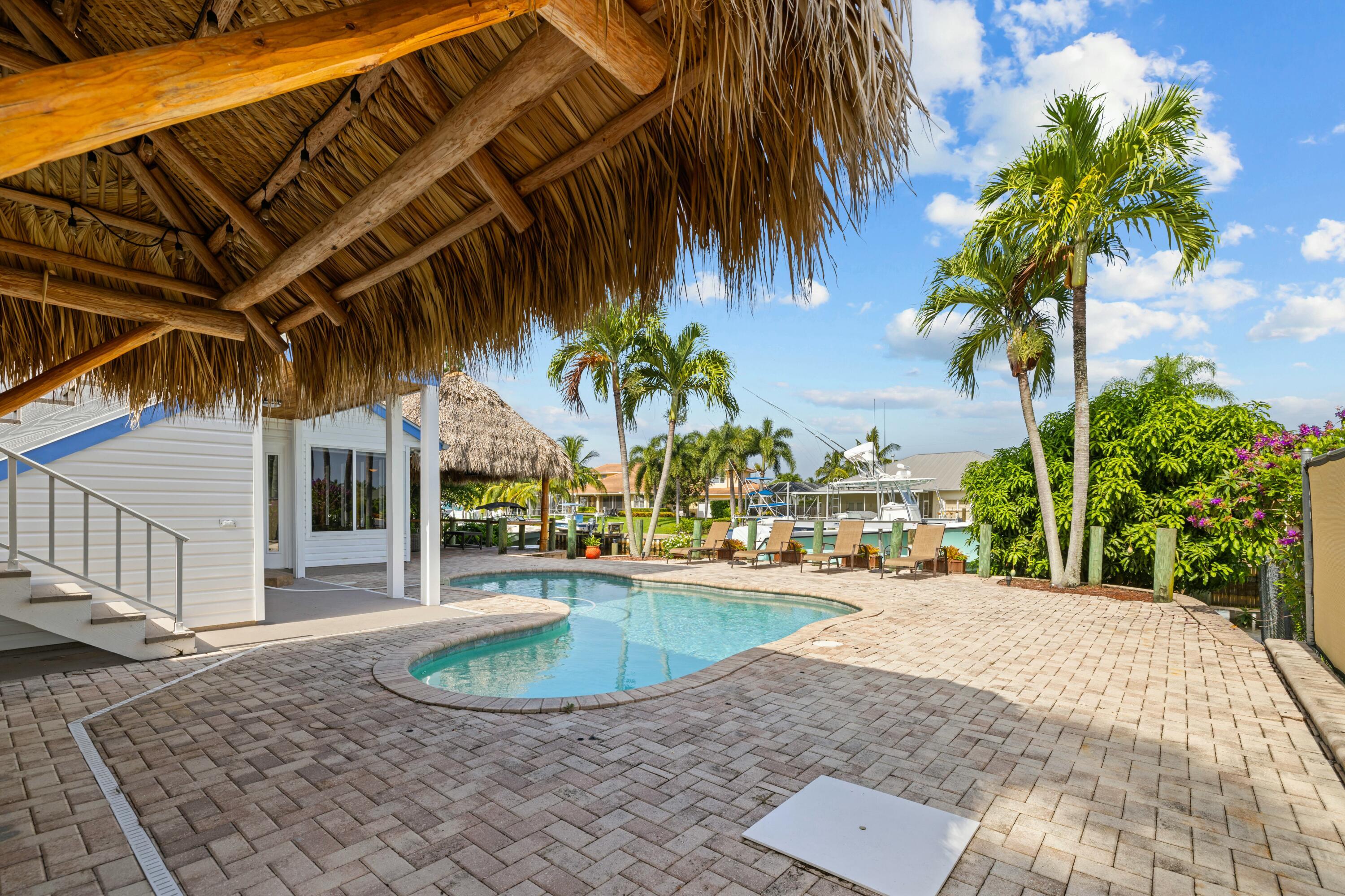 LIGHTHOUSE POINT - Residential