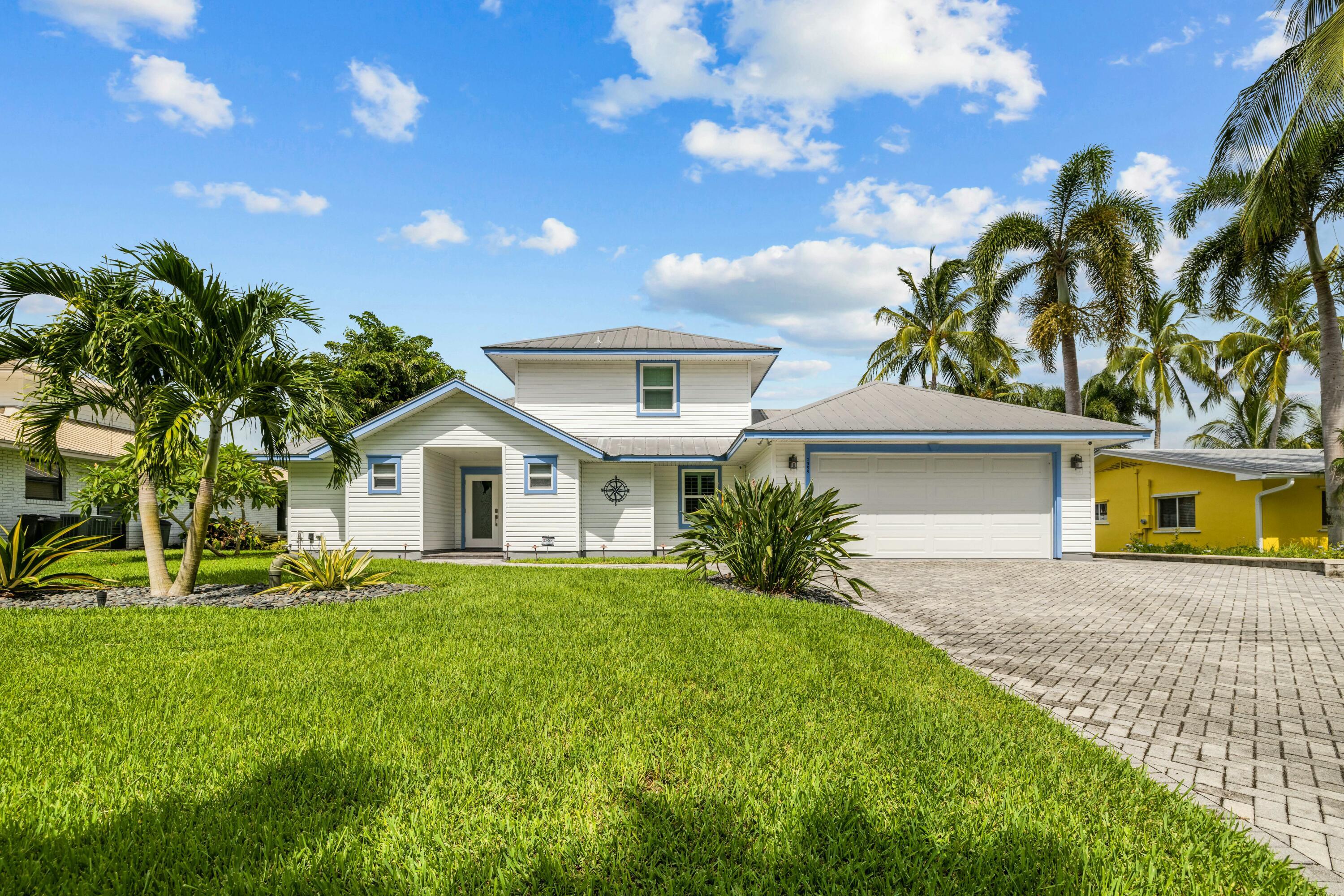 LIGHTHOUSE POINT - Residential