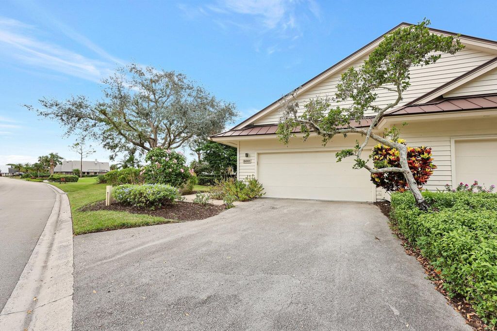 Photo of 5001 SE Brandywine Way, Stuart, FL 34997 (MLS # R11038545)