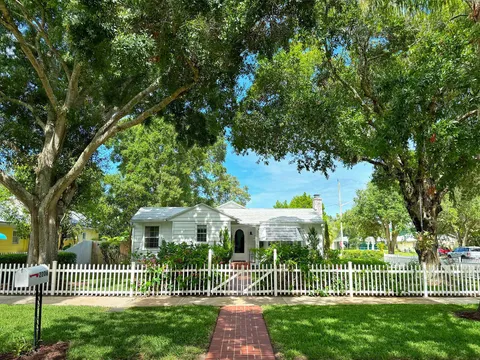 2206 18th Avenue, Vero Beach, FL 32960 - MLS#: R11068597