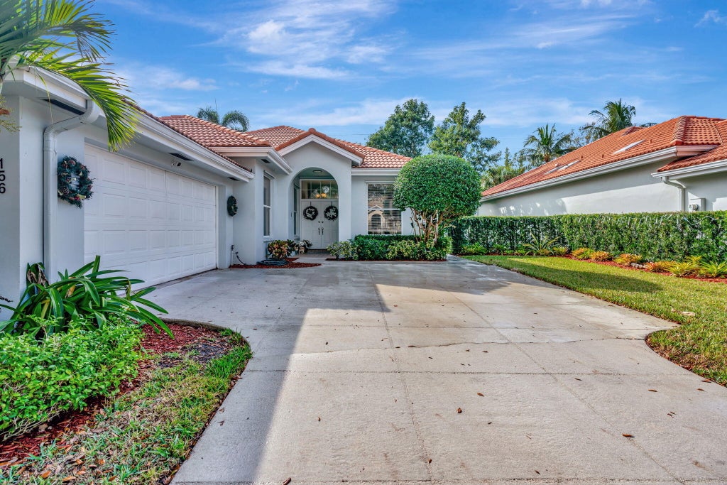 Photo of 156 S Hampton Drive, Jupiter, FL 33458 (MLS # R11047702)