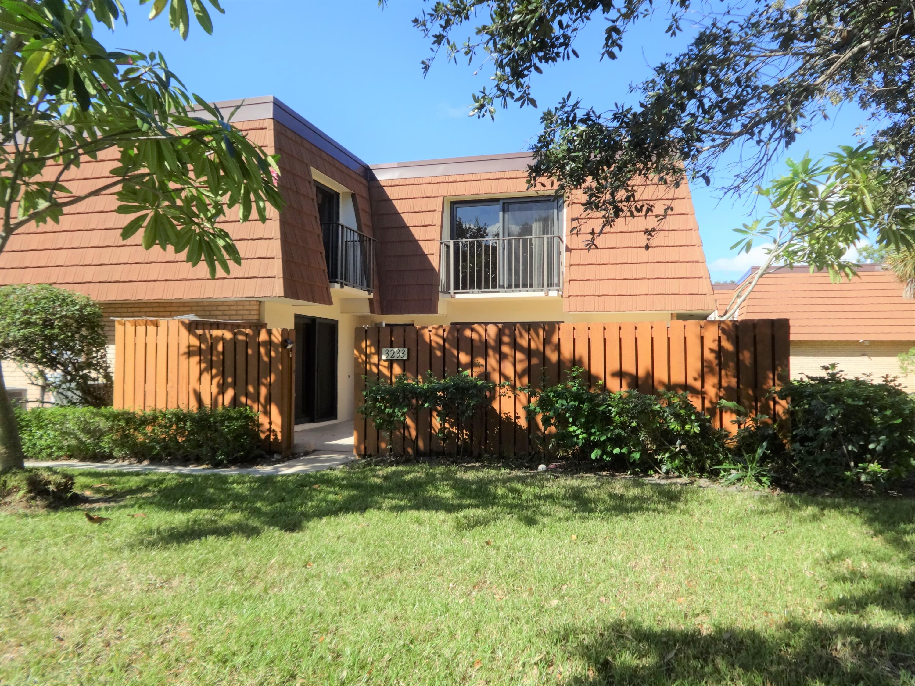 DESIRABLE BLUFFS RIVER TH WITH SOUTHEAST EXPOSURE; NEWLY REMODELED MASTER BATHROOM, WOOD-LOOK FLOOR UPSTAIRS, TILE 1ST FLOOR, STAINLESS APPLIANCES, FRESHLY PAINTED, NEW BALCONY & IMPACT WINDOWS; SUNNY & PRIVATE PATIO, SHORT STROLL TO OLYMPIC SIZE SWIMMING POOL, TENNIS, PICKELBALL AND PUTTING GREEN. BIKE OR WALK TO BEACH, SHOPPING, DINING.