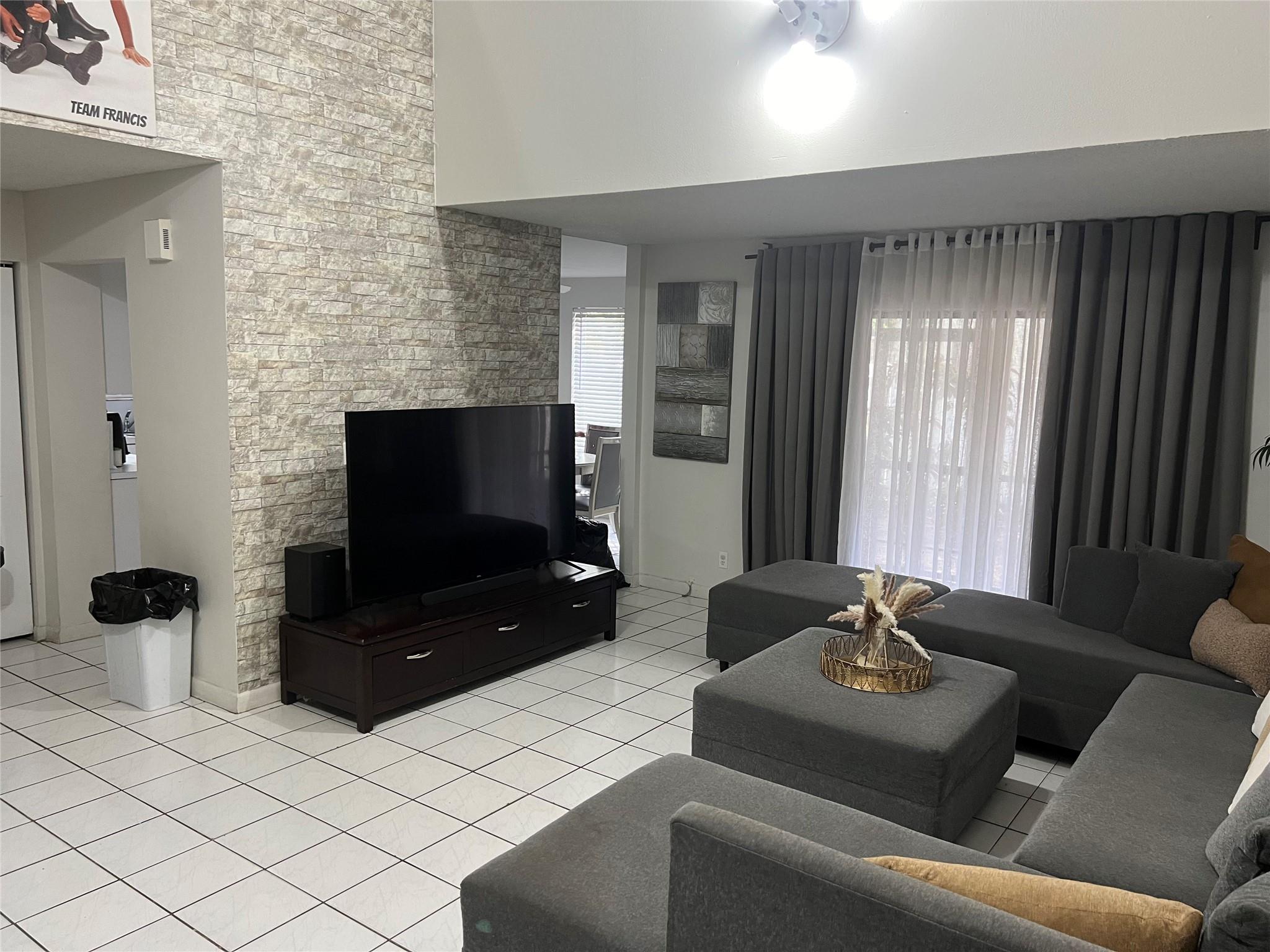 Glenwood Sub 69-33 B - Residential Income