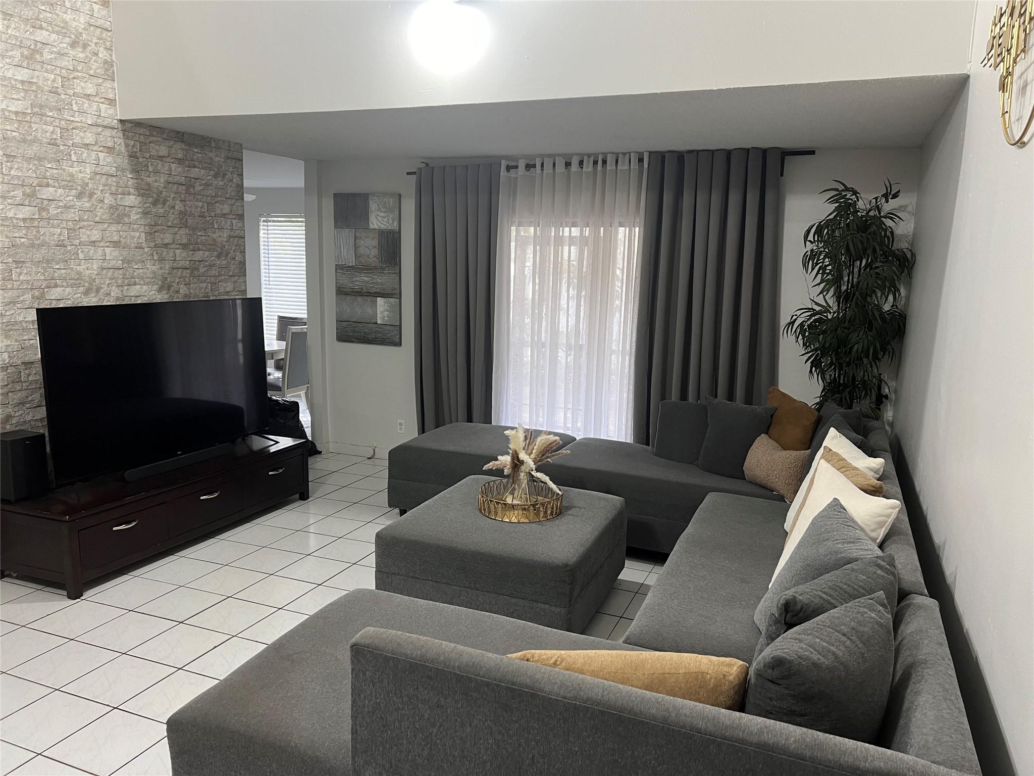 Glenwood Sub 69-33 B - Residential Income